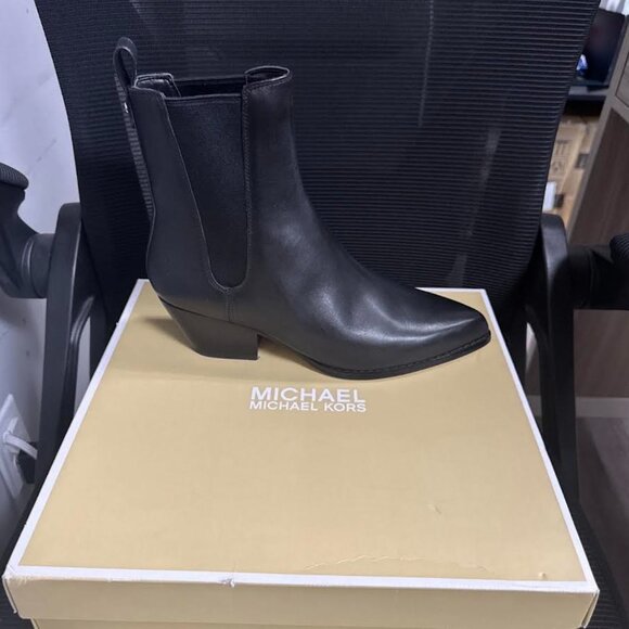 Flat Ankle Boots MICHAEL KORS Woman Colour Black - Picture 3 of 4